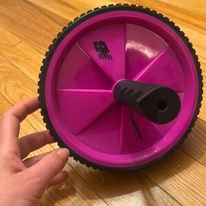 NWOT … New Balance Core Ab Wheel